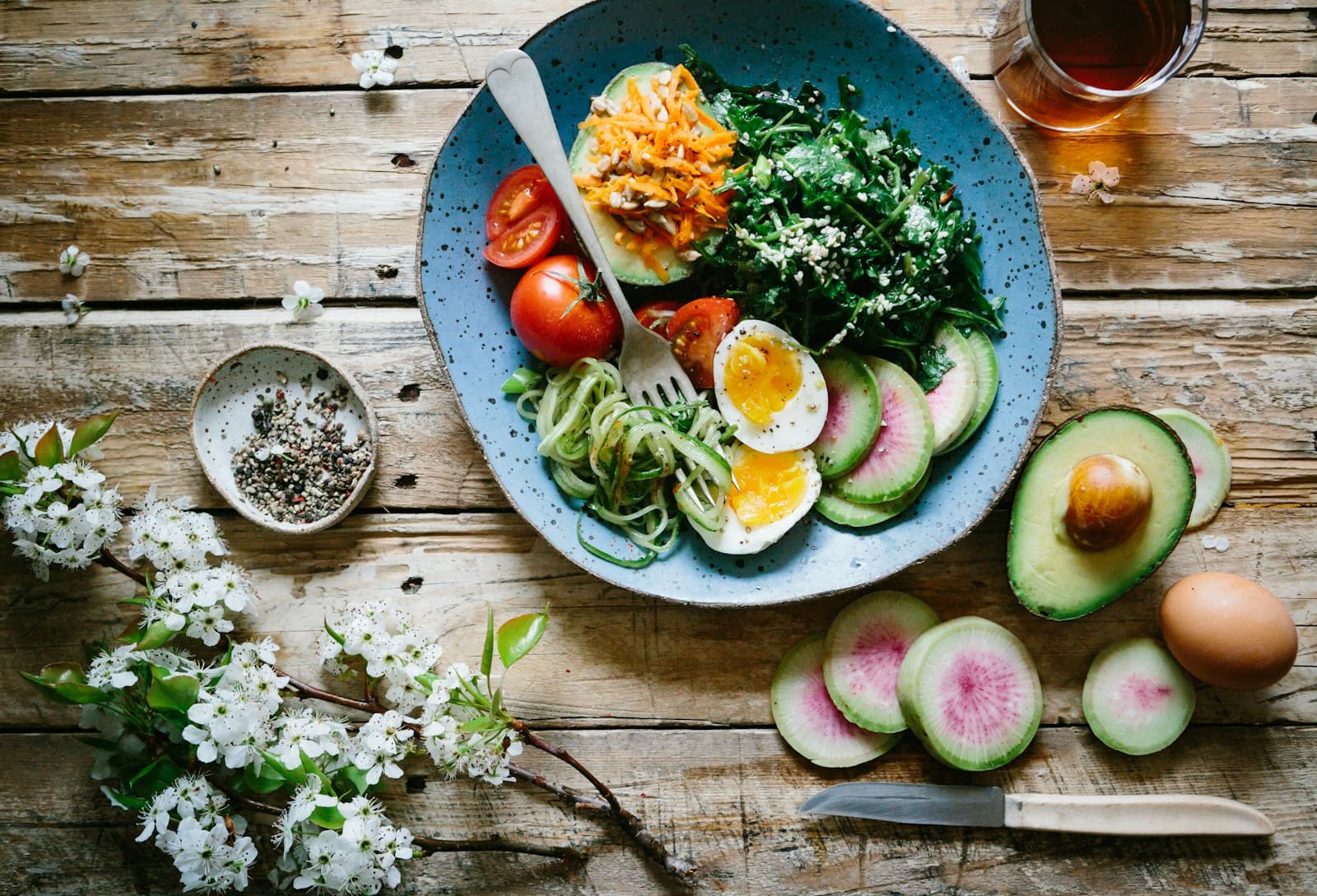 Overhead of a simple protein-forward meal